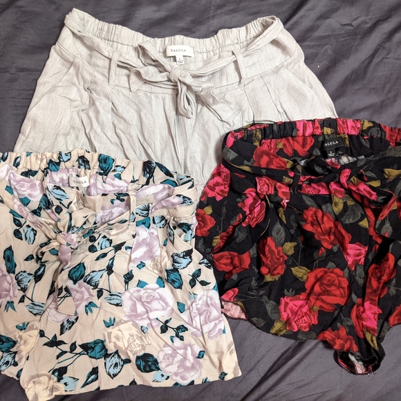 3/$60 Aritzia Talula Tie Waist Shorts - Picture 1 of 4